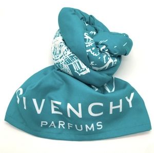 Givenchy Parisian Break Microfiber Towel Authentic